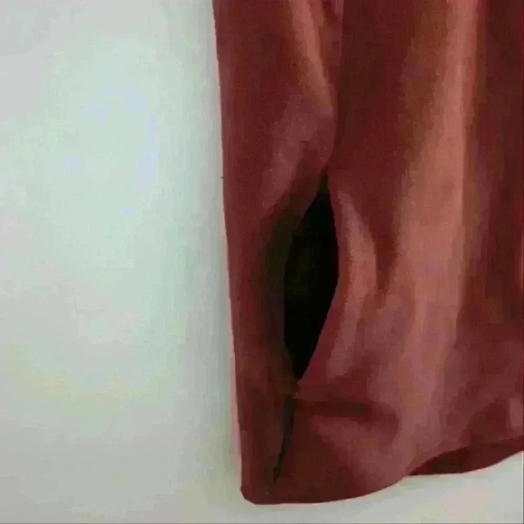 STYLUS | Men's Roanoke Red Warm Fleece Button Up Collard Vest - Picture 4 of 6